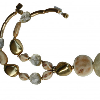 Halskette mit goldenen Steinen elfenbeinfarbenen Nüssen Taler craclée Stein scaled 324x324 - Halskette mit Steinen, Riesenstein und Taler